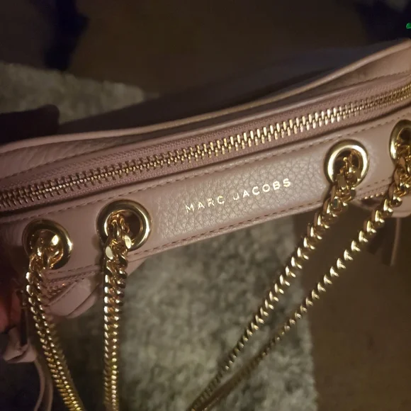 Marc Jacobs mini carrying bag